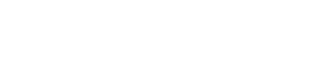 〈古民家体験〉母屋の土間にある「かまど」、板間の「囲炉裏」など、薪や炭で火をおこす昔ながらの生活体験が可能です。